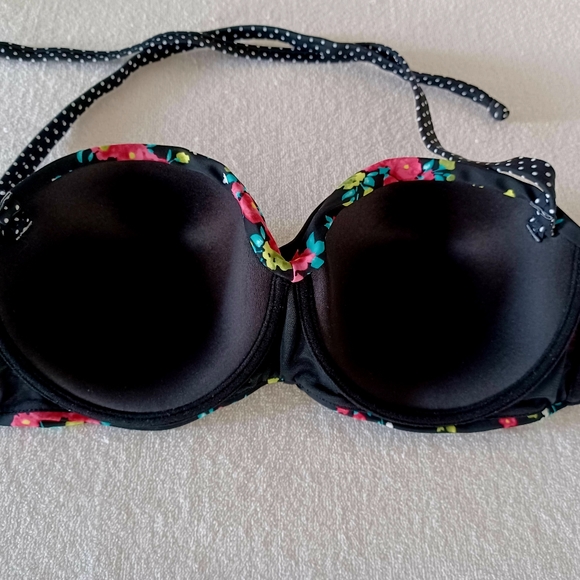 LASCANA for VENUS Midnight Bloom Bandeau Bikini Top, size D - Picture 9 of 10